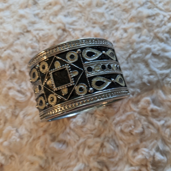 Bracelet - Picture 3 of 3